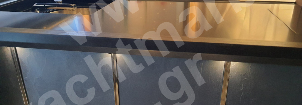 Γυάλισμα και επισκευές σε corian σκαφών