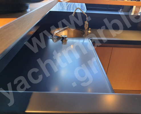 Γυάλισμα και επισκευές σε corian σκαφών 6